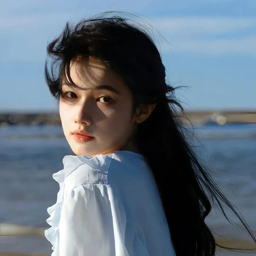 销魂湖里月